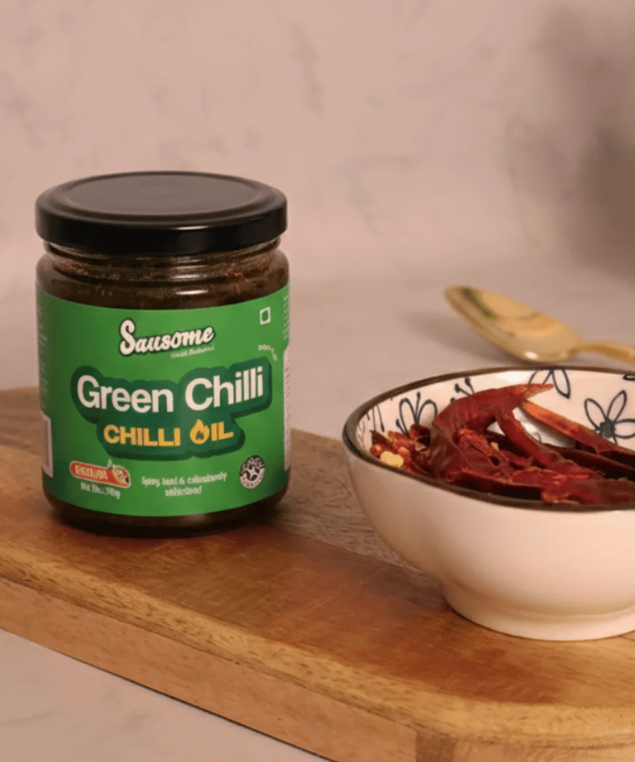 green-chilli-oil-jar-with-dried-chillies - Sausome