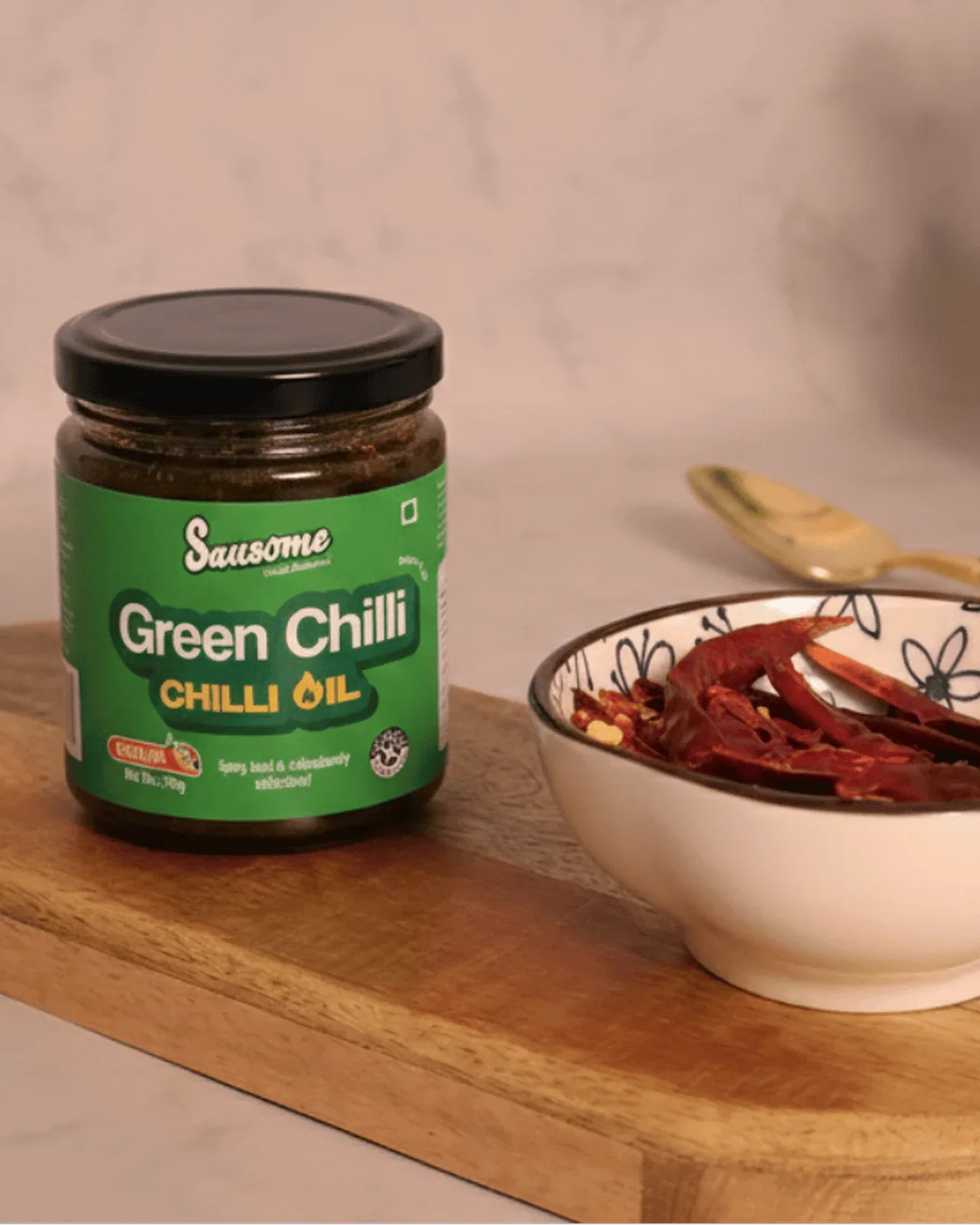 green-chilli-oil-jar-with-dried-chillies - Sausome